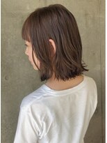 セル(CELL) 切りっぱなしボブ 顔周りカット レイヤー アッシュ 艶髪