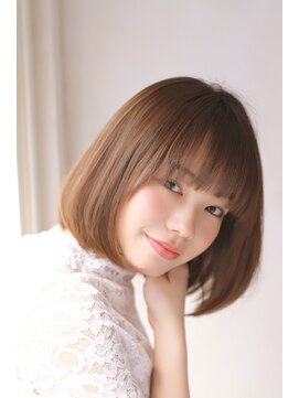 ワゴンバイアフロート(Wagon by afloat) 透け感バング ナチュラル ボブ