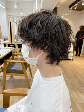 ネオリーブ クーロ(Neolive curro) ゆるめウルフ♪　ツイストスパイラル