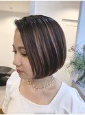 ハイライトを生かしたコンパクトボブ