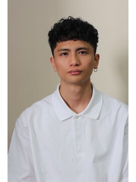 ブークル(boucle) 美容師が作る柔らかいクロップスタイル!