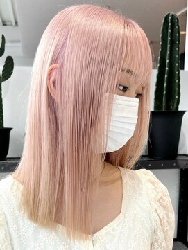 ウィコ 新宿(WICO) ホワイトピンク[新宿駅/チョコレート/ダブルカラー]