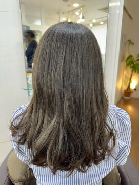 ムーア(MUA) 大人気☆カーキベージュ