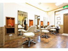 ヘアメイク ラヴィ(HAIR MAKE Ravy)の雰囲気（開放的な店内♪　完全マンツーマン対応【大森/プライベート】）