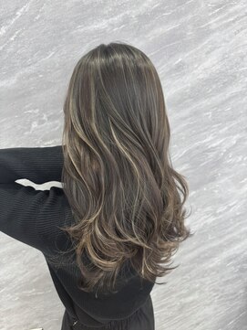 アルドーレフィエロ シンサイバシ(Ardore fiero shinsaibashi) コントラスト極ハイライト☆グレーベージュ☆20代30代40代