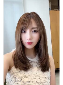 エミュ 表参道 青山(emu) 軽すぎない顔まわりレイヤーセミロング表参道