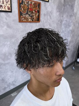 段 ホワイトメッシュ×強め波巻きスパイラル!