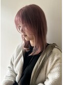 ピンクベージュ
