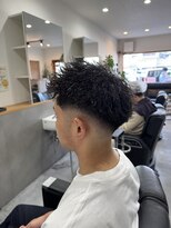 縁 ハナレ(en 870)&nbsp;スキンフェード　ピンパーマ