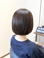 シンシア(CYNTHiA) アッシュベージュ ボブスタイル