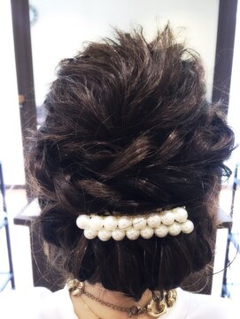 ヘアディレクション ビークス 上並榎店(HAIR DIRECTION BEECX) ねじりルーズアップ