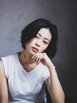 ギンイロ(giniro) ヌーディーボブ