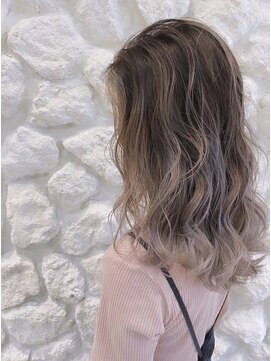 モアナ バイ ヘッドライト 沖縄東崎店(Moana by HEADLIGHT) Moana東崎#グラデーションカラー#グレージュ