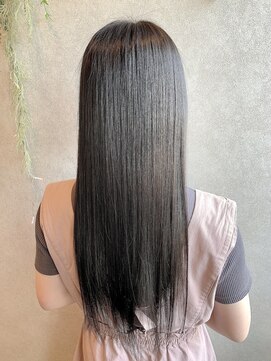 フゥカ 売市店(fuka) ツヤツヤロング×ロングでもキレイに伸ばせます