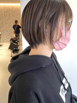 コード(Chord) シークレットハイライト、大人女性ショート［谷合