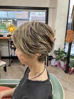 パペル(PAPEL)&nbsp;大人女性似合わせカット＋白髪ぼかしハイライト