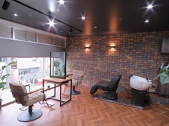 HairSalon　ANTONIO【ヘアサロン　アントニオ】