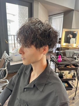 ヘアアンドメイク エジェリ(hair&make egerie) 【メンズ/波巻き/スパイラル/ツイスト/20代/30代/40代/50代】