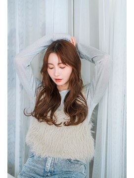 レリーノーブル 西宮北口(RelyNoble) 大人ロングウェーブ髪質改善、白髪ぼかし