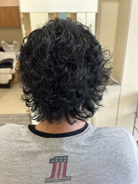 ボブインターナショナル(bob international) スペインカール×ウルフカット