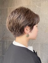 メゾン アヴァロ(Maison Avallo)&nbsp;ハイトーンカラーのショートヘア