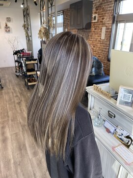 フェリーチェヘアーデザイン(Felice) ハイライト×ミルクティーグレージュ