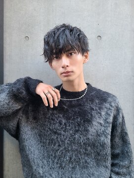 ディーエックス スリー(Dxxxx III) 無造作ツイストスパイラルパーマ