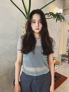 ヒュージ 三軒茶屋(huge) ロングヘア×オリーブカラー_髪質改善トリートメント_韓国