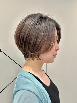 シシ 大宮(She 2.) ショートボブマッシショート/前髪/イメチェン/グレージュカラー