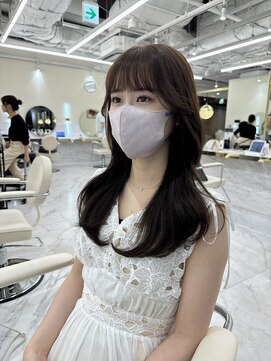 シェノン サントル(CHAINON CENTRE) レイヤーカット/デザインカラー/オリーブベージュ/ウェットヘア