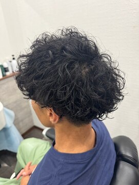 エイト(AITE) ベリーショート/ダークアッシュ/ニュアンスパーマ/韓国マッシュ