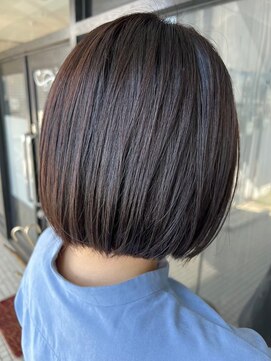 ネリネ(Nerine) ショートボブ