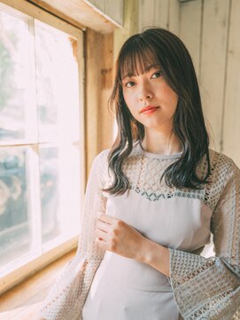 アマリス(Amaris) セミロング