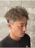 スパイキーショートブリーチパーマミルクティーベージュ