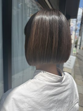 テトロ(TETORO) 切りっぱなしボブ/ハイライト/脱白髪