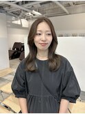 明るめくすみベージュ