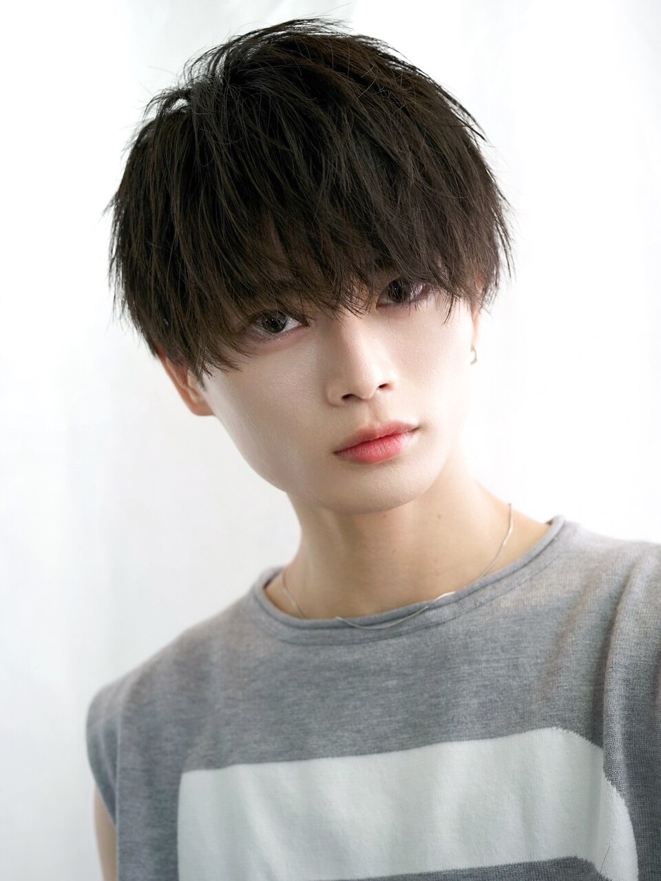 ツーブロックあり無造作ラウンドマッシュ【緩めシャープパーマ