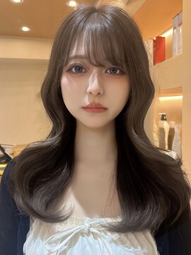 ディーバ 池袋東口(D.I.E.V.A) 10代20代30代韓国くびれレイヤーセミロング透明感グレージュ