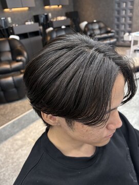 エクシア 大宮店(EXCIA) 曲がる縮毛センターパート