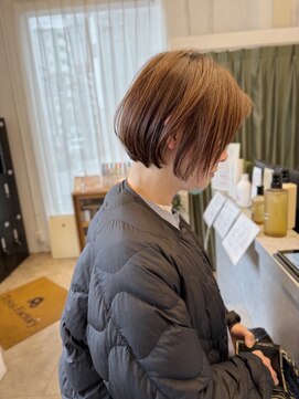 トイズファクトリー(Toys Factory) 丸みショート×グレーベージュ