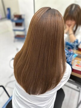 エミン(emyn) イメチェン メンテナンス美髪縮毛矯正【代々木 縮毛矯正】