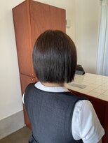 マド(mado) 切りっぱなしボブ/ミニボブ