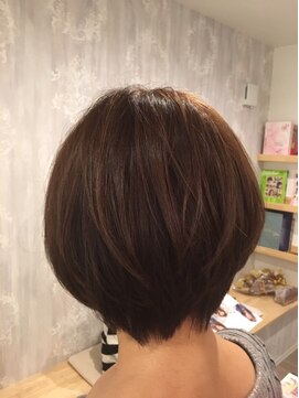 ビーズ(Bee's) 似合わせショートスタイル♪