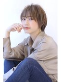 ローライトアッシュブラウン大人かわいい小顔ワンサイドショート