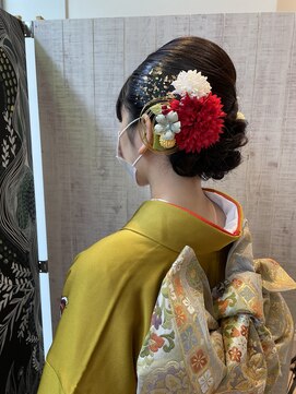 ヴィサージュ(VISAGE) 成人式前撮りアップヘアー