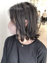 オリンテ バイ レシッド 表参道(orente by rcid)&nbsp;大人ガーリー外ハネこなれミディ斜めバング×ホワイトグレージュ