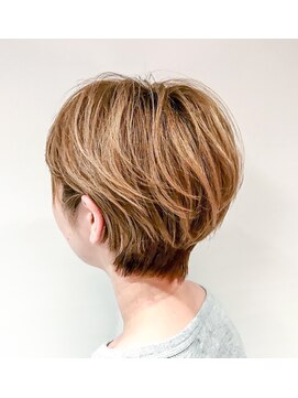 ビアンコ(BlANCO) 耳掛けショート