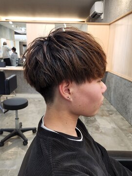 ニアウ 伊勢崎連取店(Niau) 刈り上げマッシュソフトニュアンスパーマメンズショート