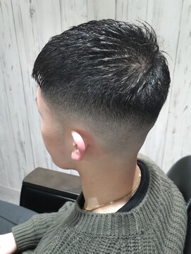 ヨシザワインク バンダイ(YOSHIZAWA Inc. BANDAI) 新潟/万代/メンズ専門/バーバー/フェードカット/クロップヘア