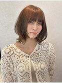 ナチュラルベージュ_ボブウルフ_レイヤーカット_暖色